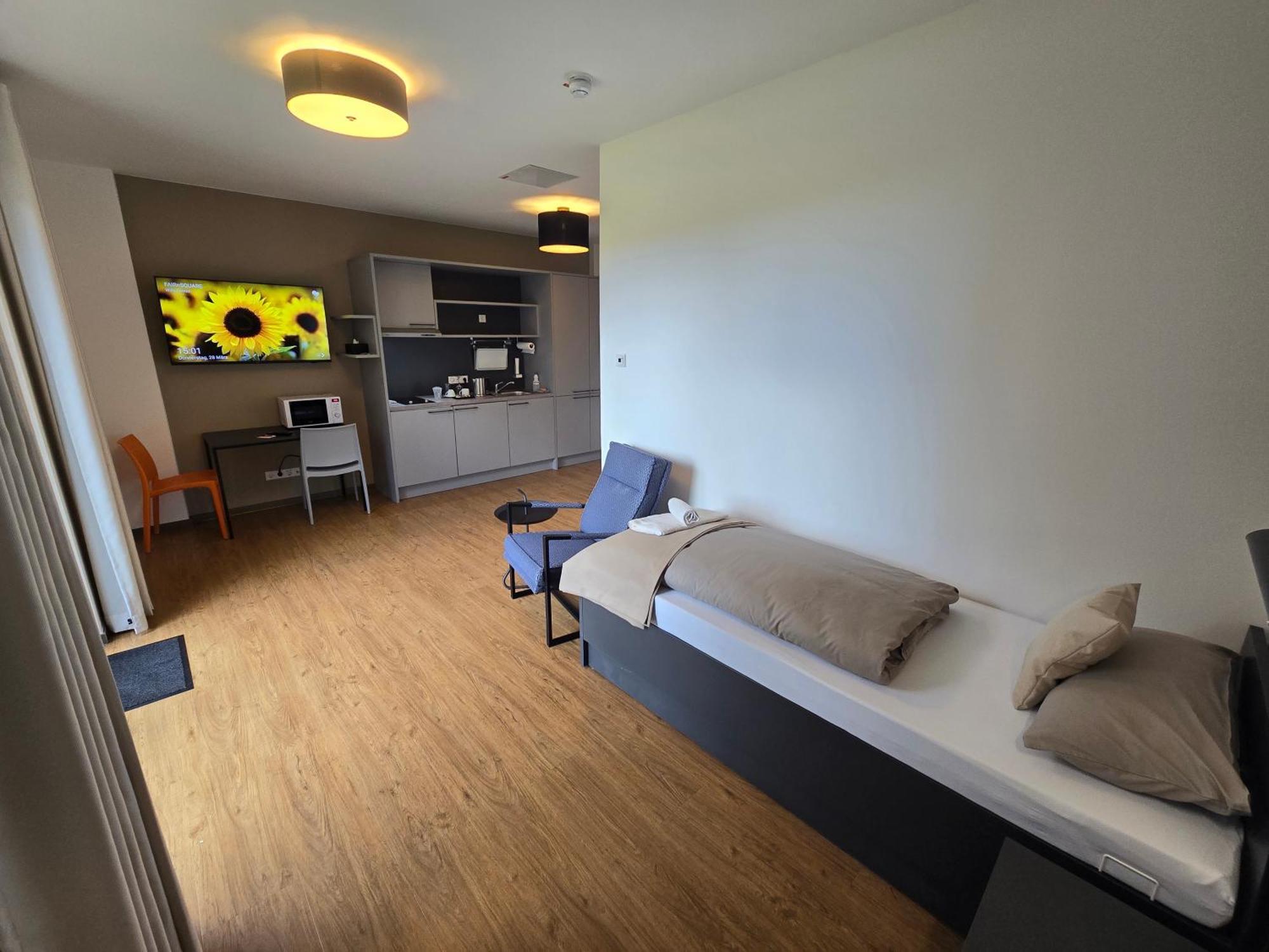 Fair N Square Hotel 24 Stunden Self-Check In Darmstadt Bilik gambar