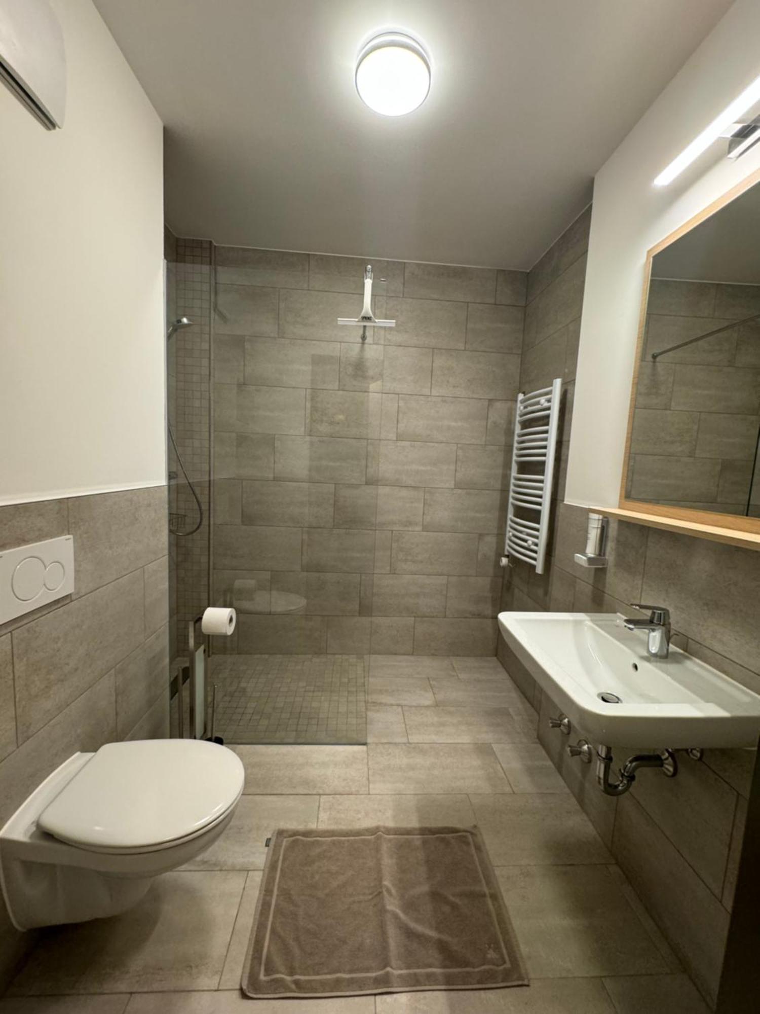 Fair N Square Hotel 24 Stunden Self-Check In Darmstadt Luaran gambar